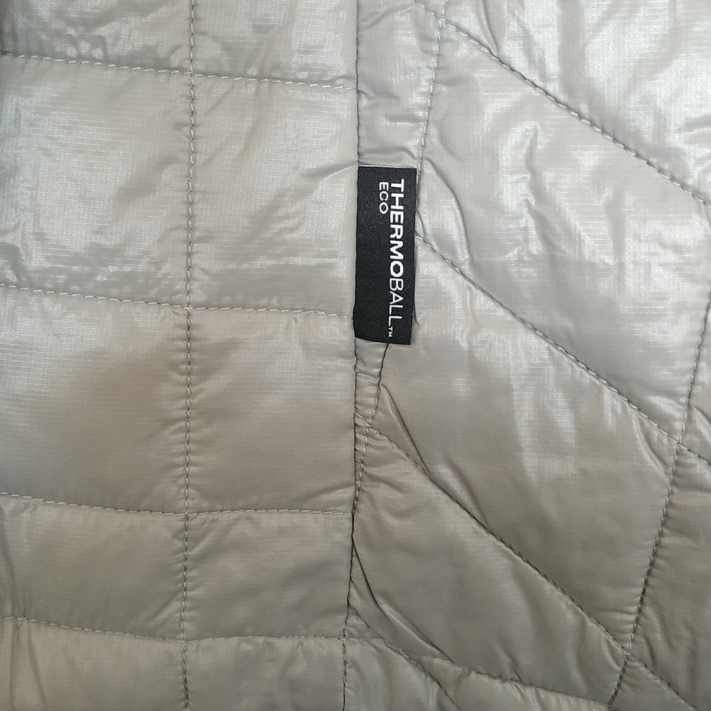 🆕The North Face Women's Thermoball Eco Jacket, Medium, Meld Grey, NWT, Auth. - Picture 4 of 5